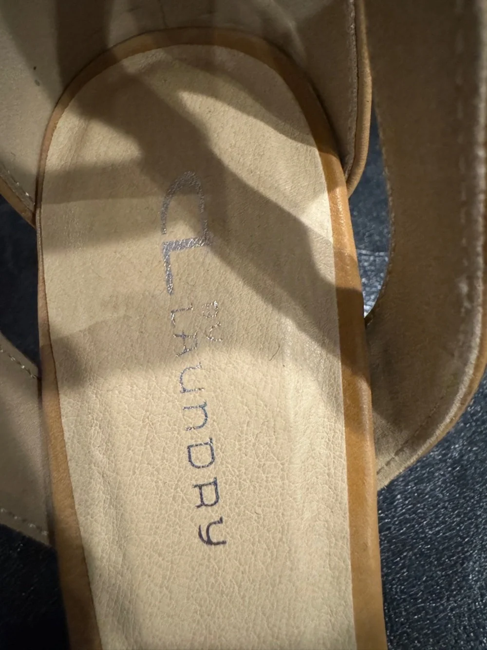 👡 Strappy Heeled Sandal by Go On 2 from CL by Laundry in Tan w Subtle Platform